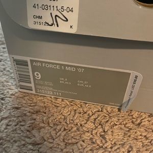 Air Force 1 Mid: Size 9 womens Size 7 in mens: NEVER WORN